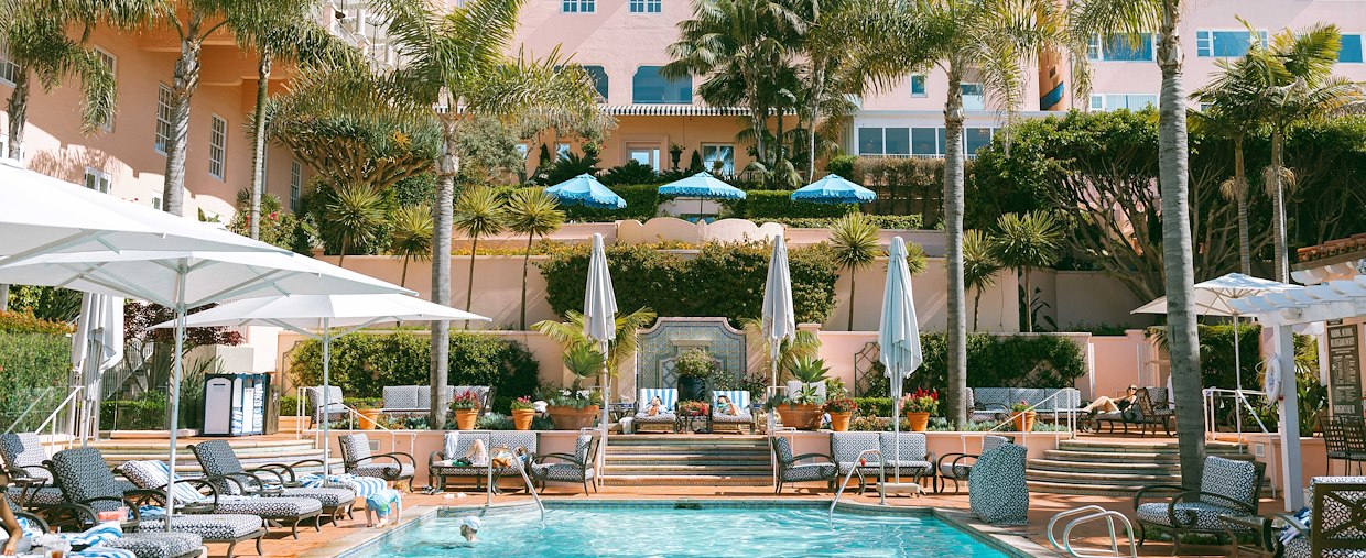 An Iconic La Jolla Hotel on the Beach | La Valencia Hotel